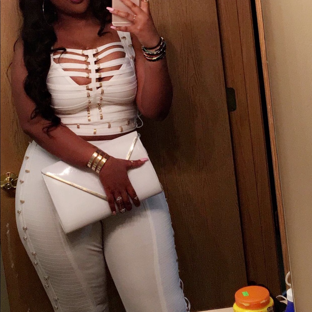 Two Piece White Bandage Set Size: Large